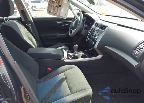 2014 Nissan Altima 2.5 S z USA, uszkodzony, nr VIN 1N4AL3AP2EC179498